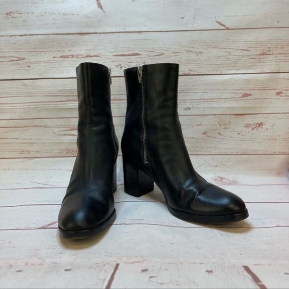 Alexander Wang Black Leather Block Heel Ankle Bootie Sz 39 US 9 - Picture 3 of 9